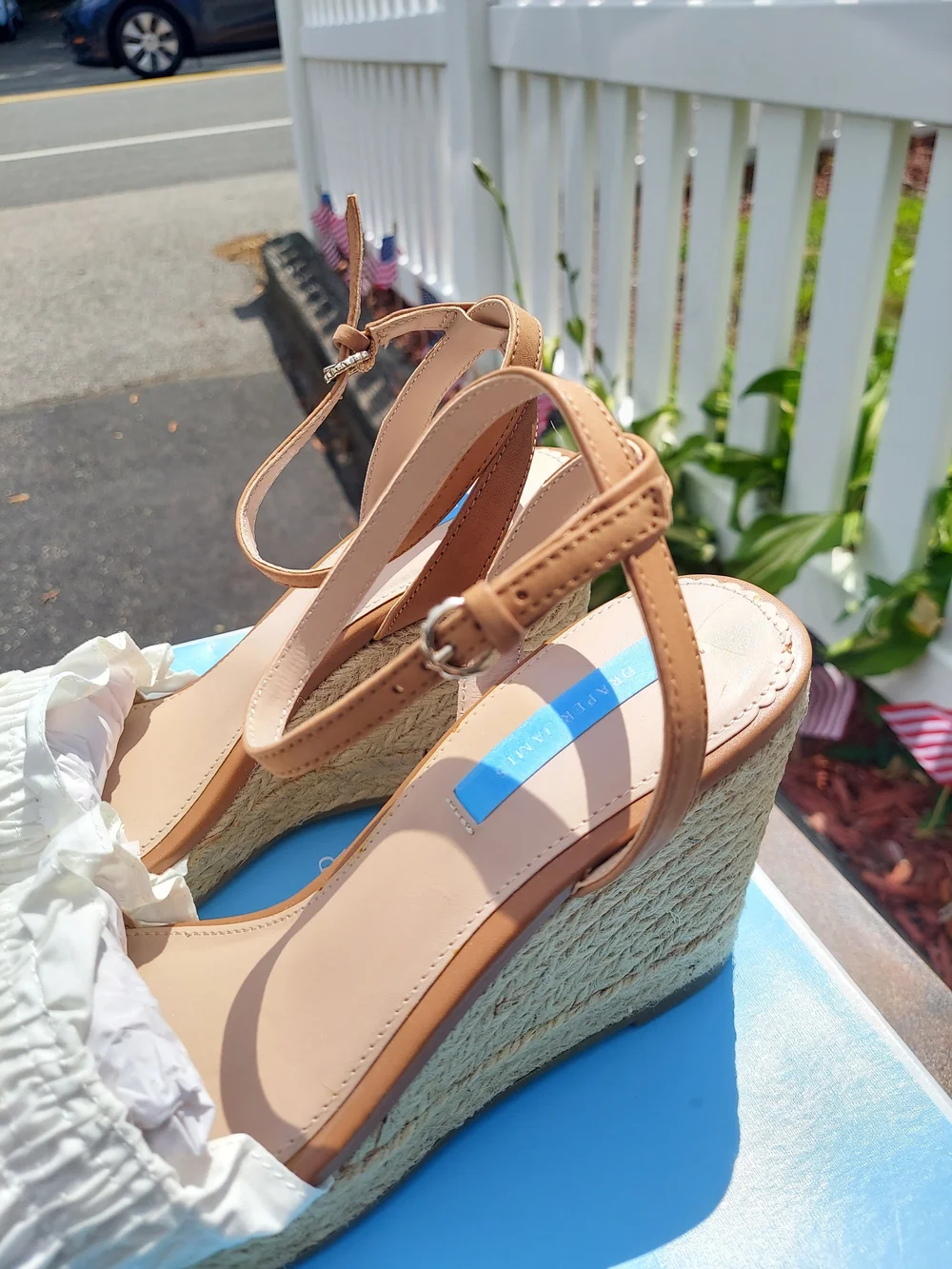 Draper James White Espadrille White Wedge Sandals Women Size 8 NWT Cottagecore